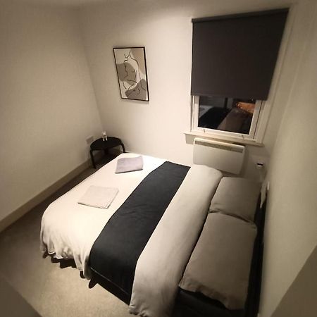 Lovely 1 Bedroom Apartment In London Bagian luar foto