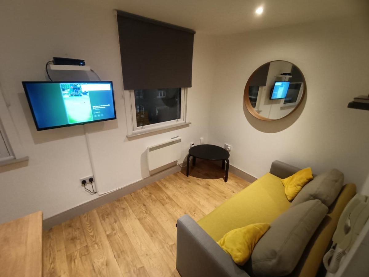 Lovely 1 Bedroom Apartment In London Bagian luar foto
