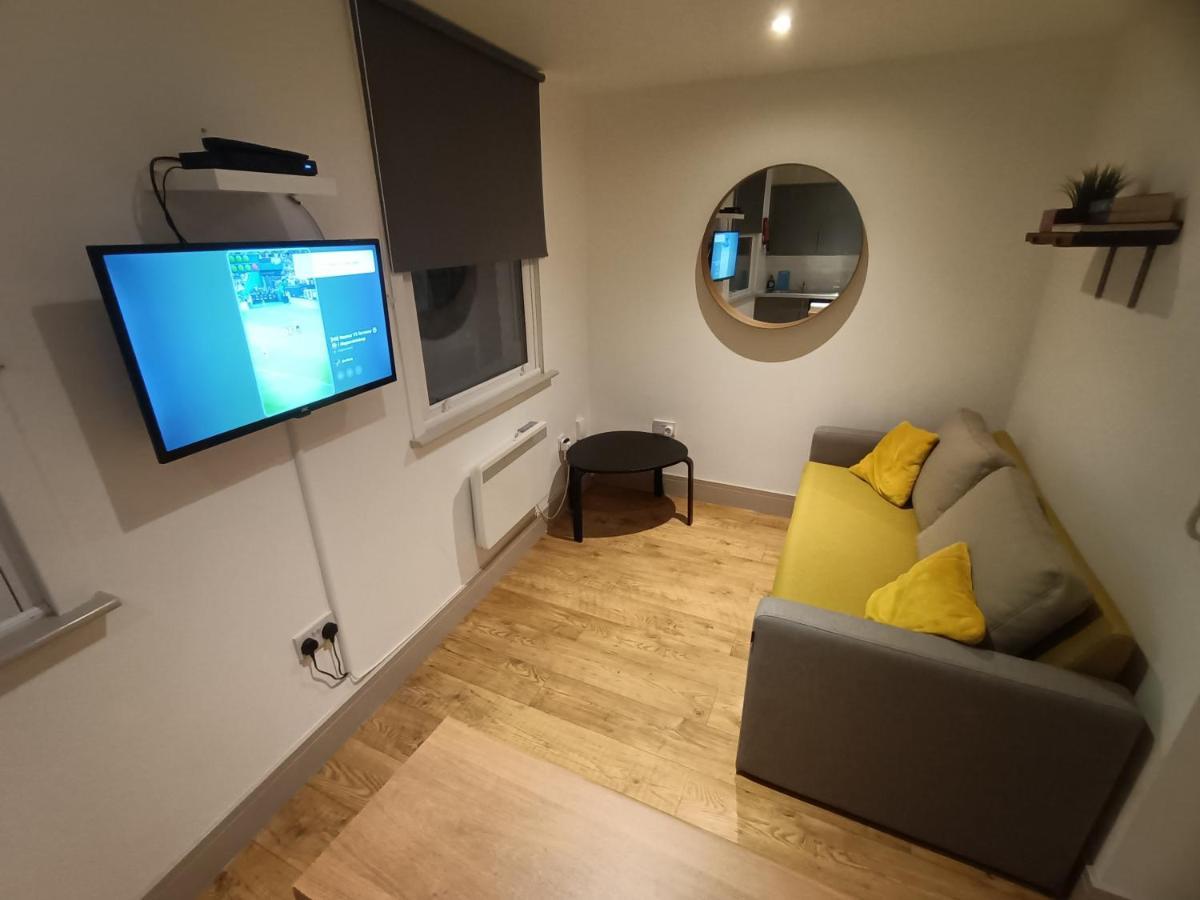 Lovely 1 Bedroom Apartment In London Bagian luar foto