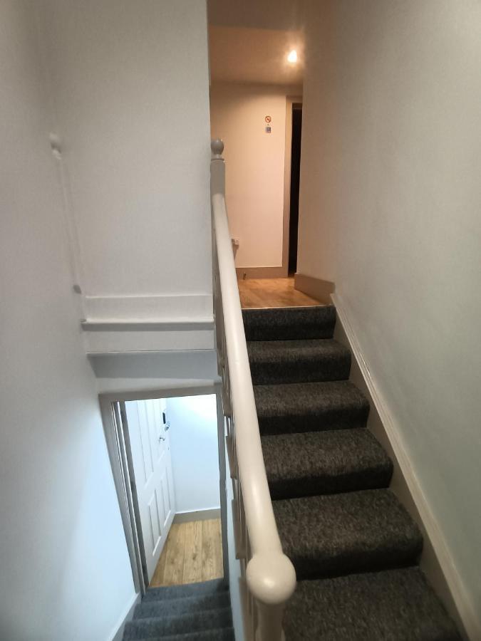 Lovely 1 Bedroom Apartment In London Bagian luar foto
